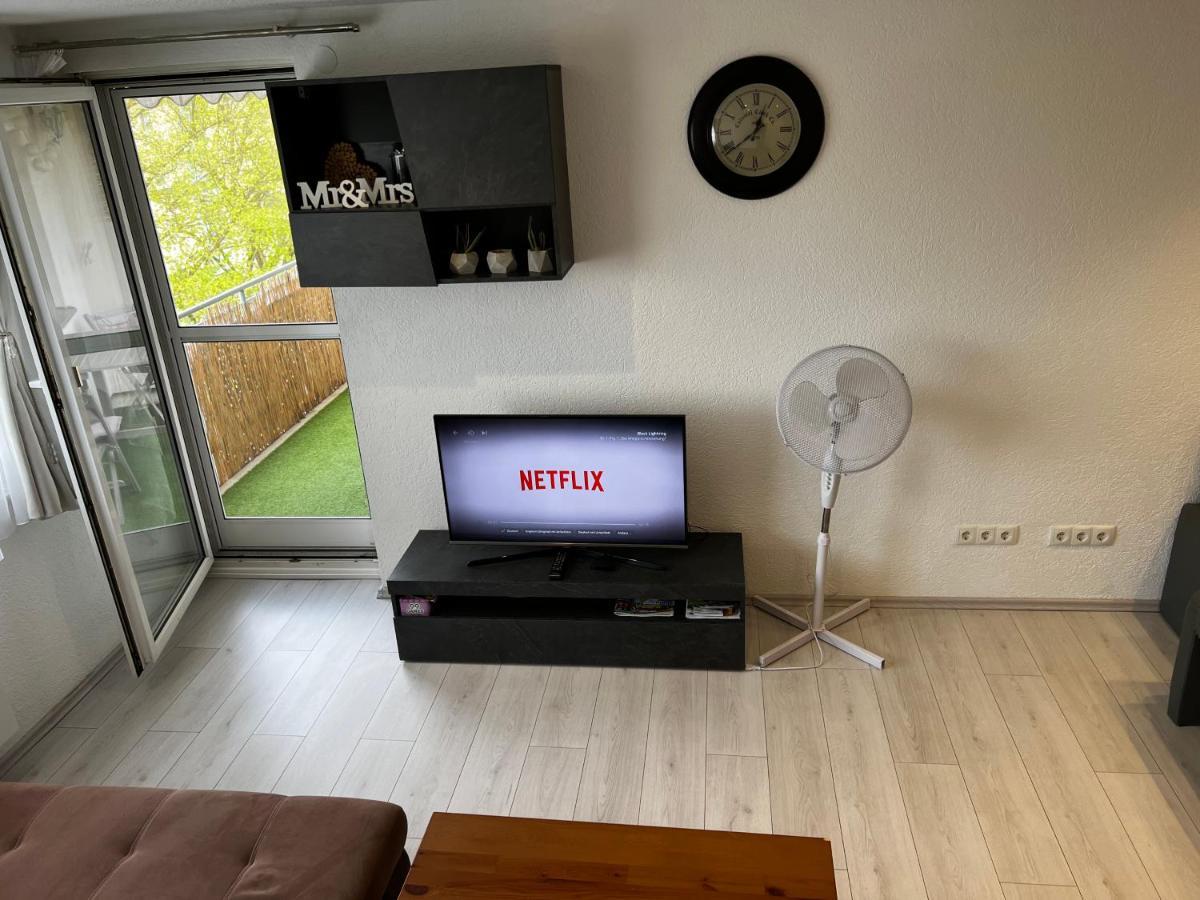 Moderne Wohnung Mit Bergblick Friedrichshafen Exterior photo